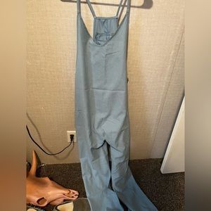 jumpsuit size large
